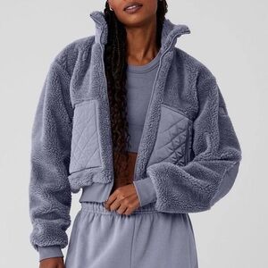 Alo Yoga Sherpa Edge Bomber Fog S